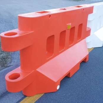 Water Filled Barrier (Heavy Duty - Medium Impact)